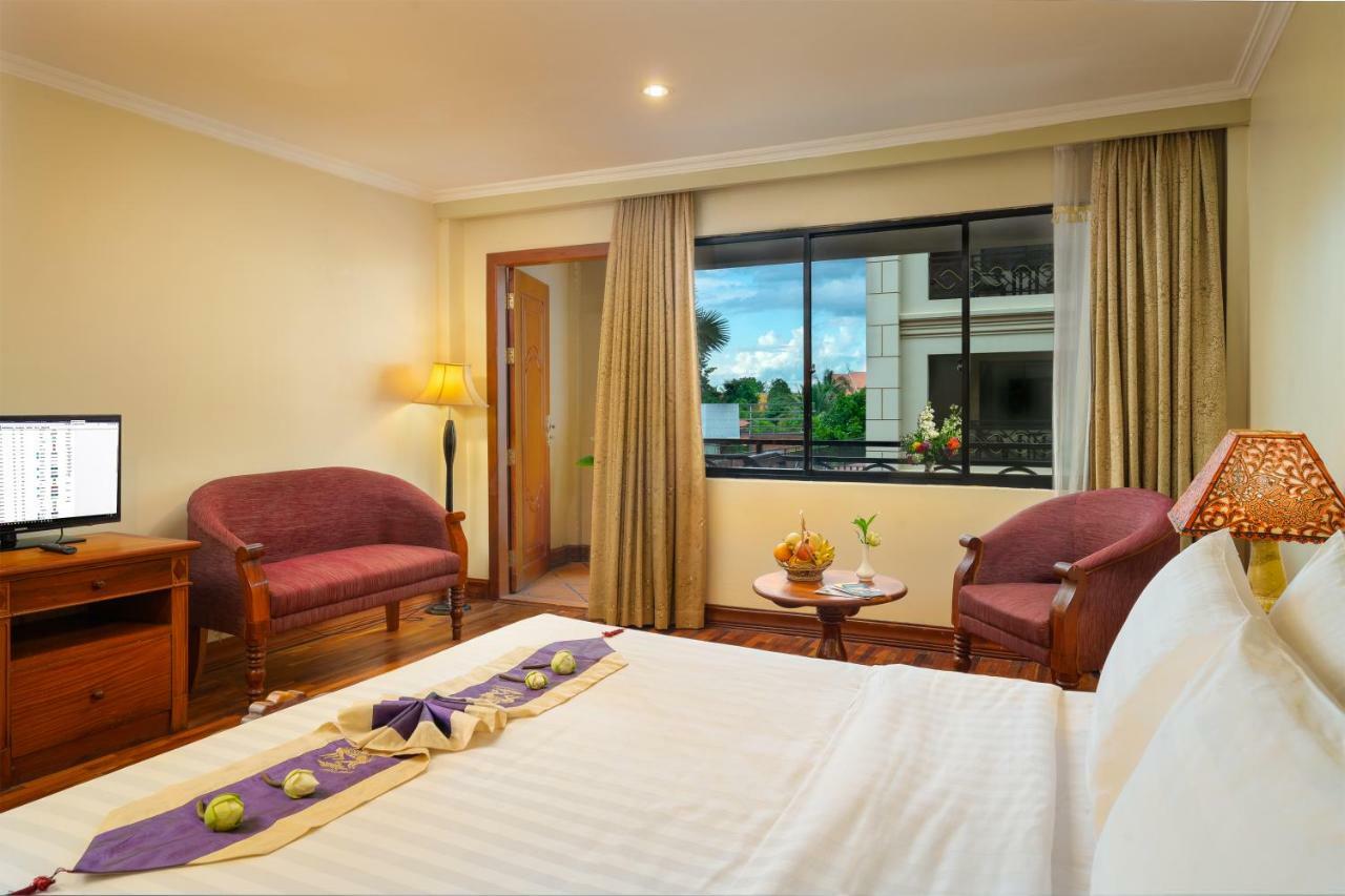 Dragon Royal Angkor Hotel Siem Reap Exterior photo