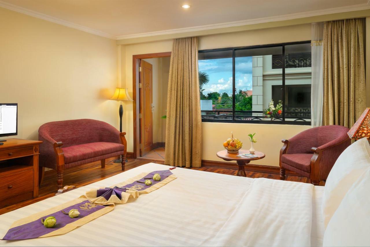 Dragon Royal Angkor Hotel Siem Reap Exterior photo