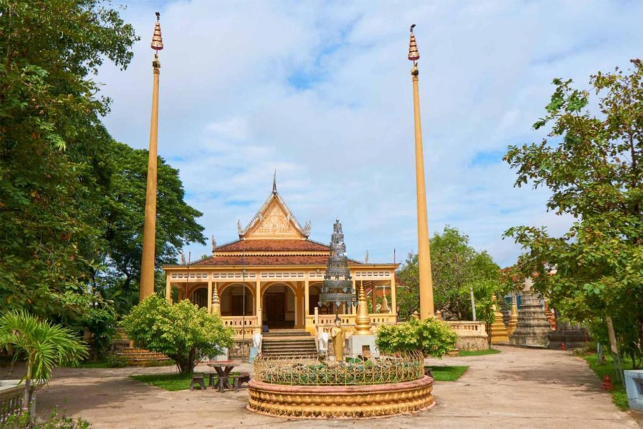 Dragon Royal Angkor Hotel Siem Reap Exterior photo