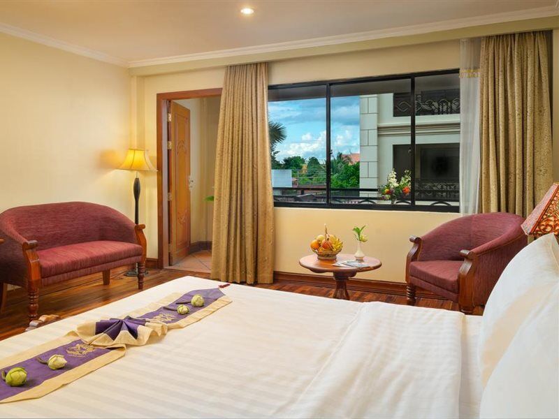 Dragon Royal Angkor Hotel Siem Reap Exterior photo